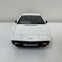 AUTOart 1/18 Lotus Esprit ミニカー